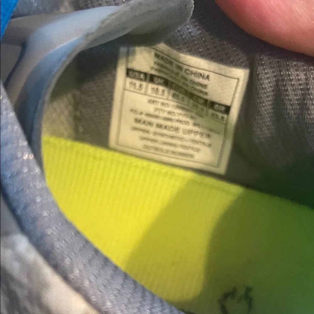 Under Armour Scorpio Men’s Gray and Blue Running Shoes - Picture 6 of 6